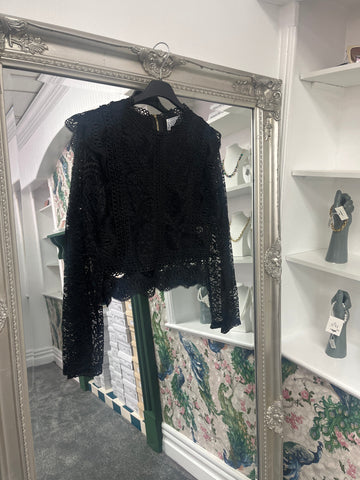 Luxtyle Cropped Long Sleeve Lace Top – One Size (Fits 8–14)