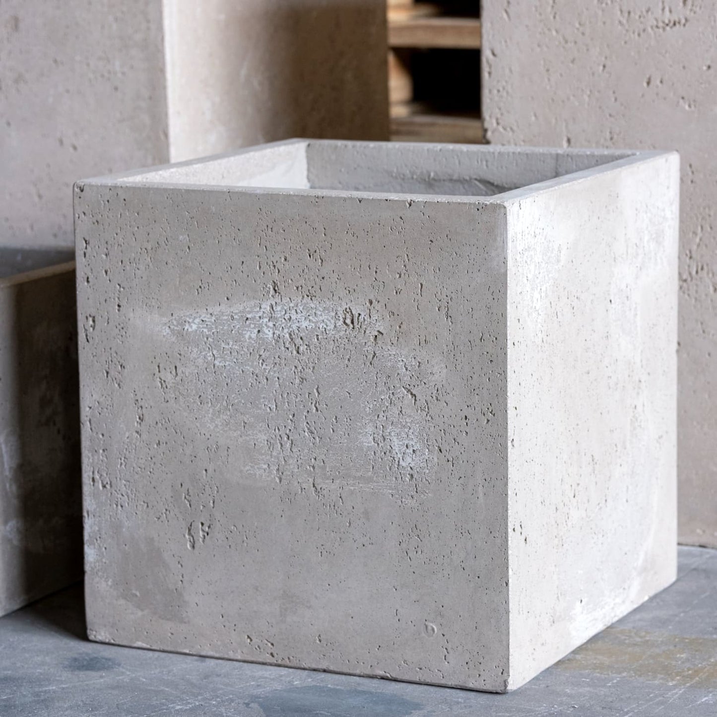 Cubrosa | Truffle – 85cm Extra Large Concrete Square Planter – 459L Block Plant Pot