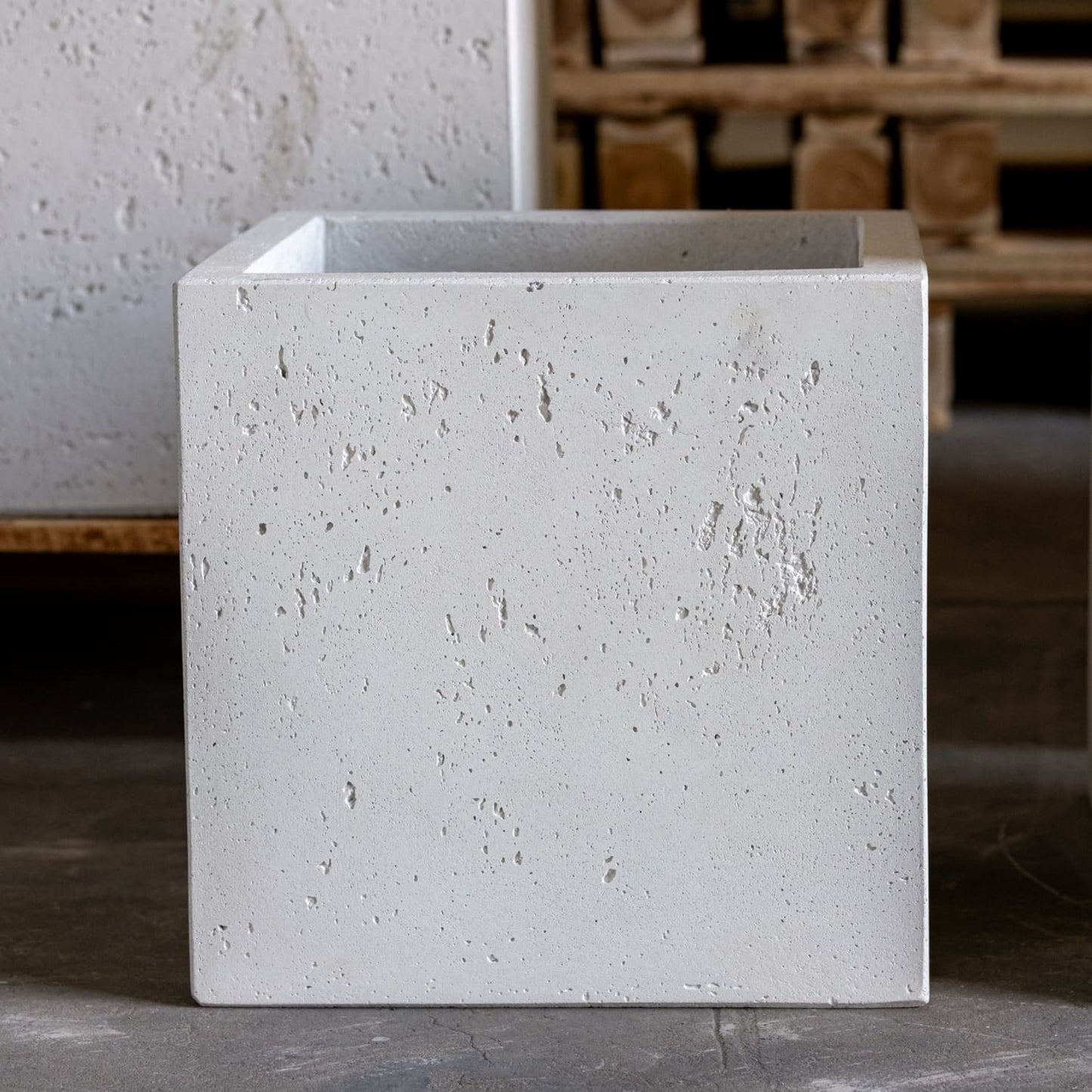 Cubrosa | White Mist – 40cm Medium Square Concrete Planter – 38L Outdoor Indoor Pot