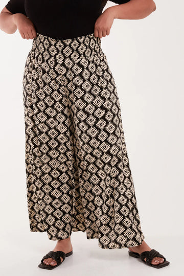 Curve Shirred Wide Leg Geometric Trousers (Sizes 18–20)