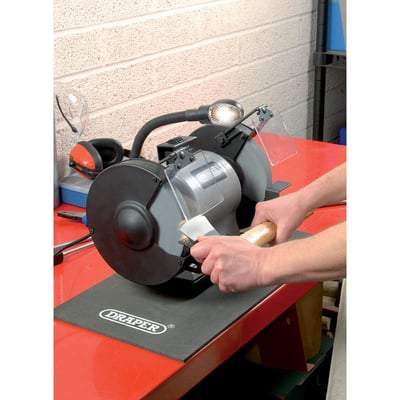 Heavy Duty Bench Grinder with Worklight - 200mm - 550W