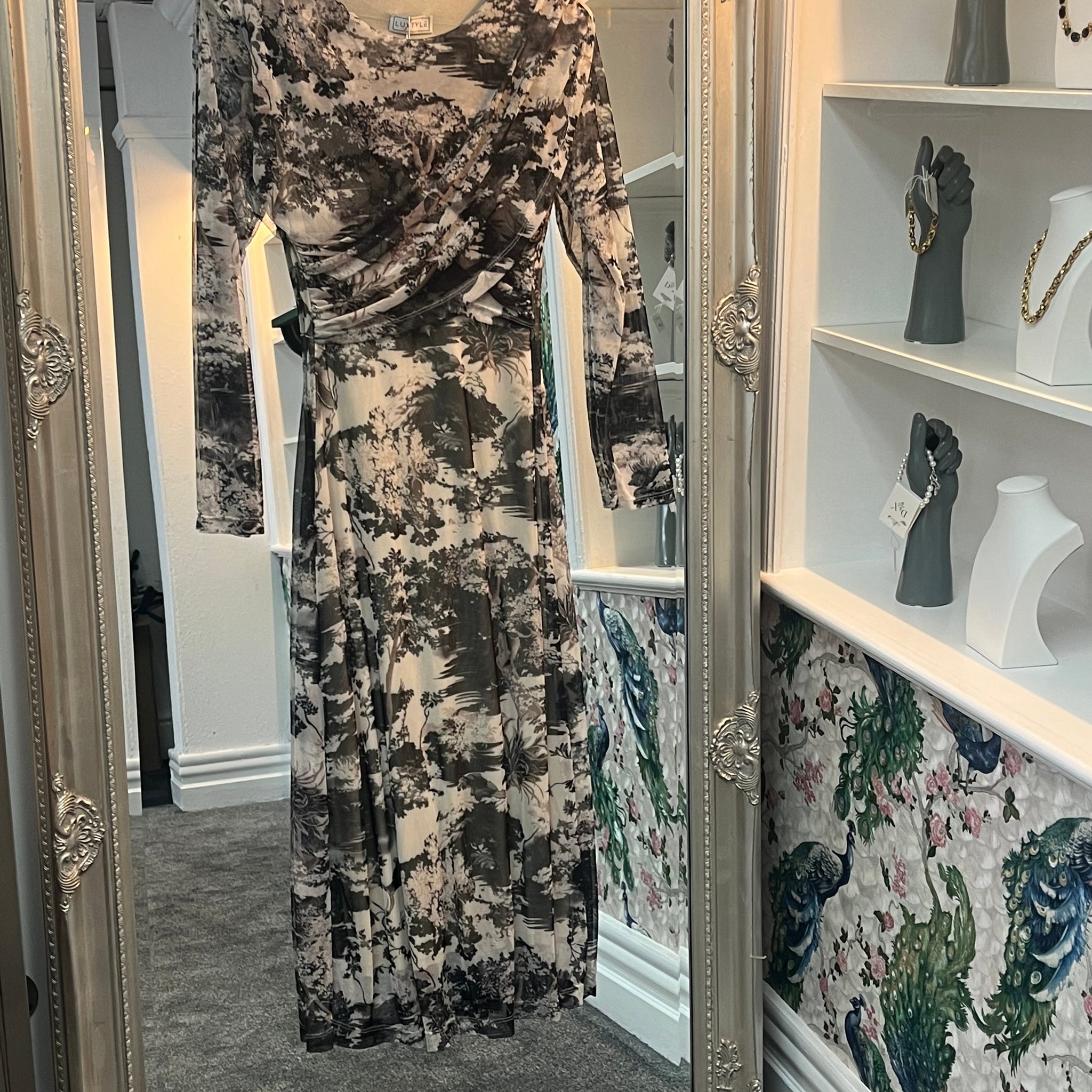 Longsleeve Crossover Dress Black – One Size Fits 8–14