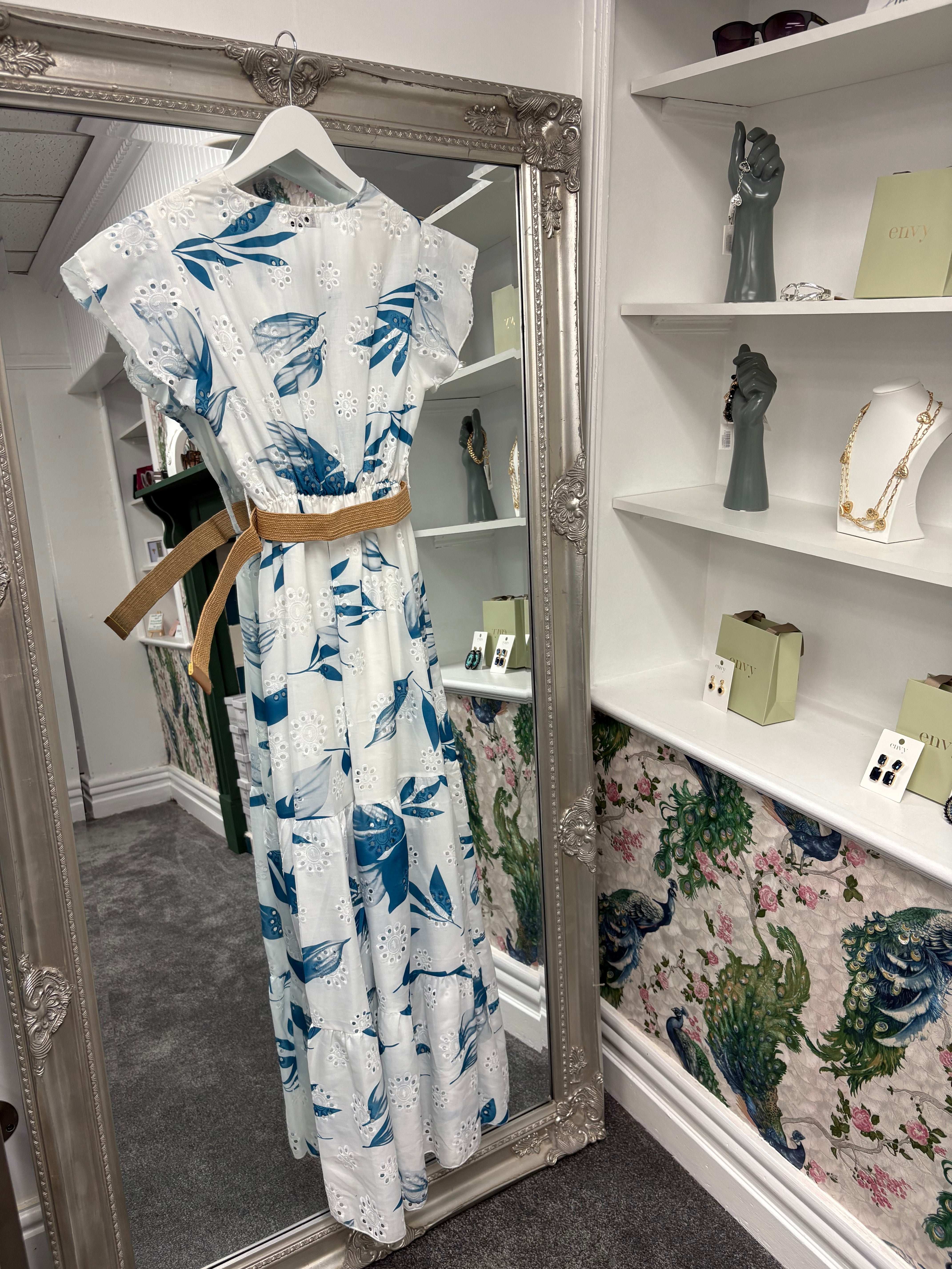 Luxtyle White Flower Dress | Floral Print | One Size 8–14