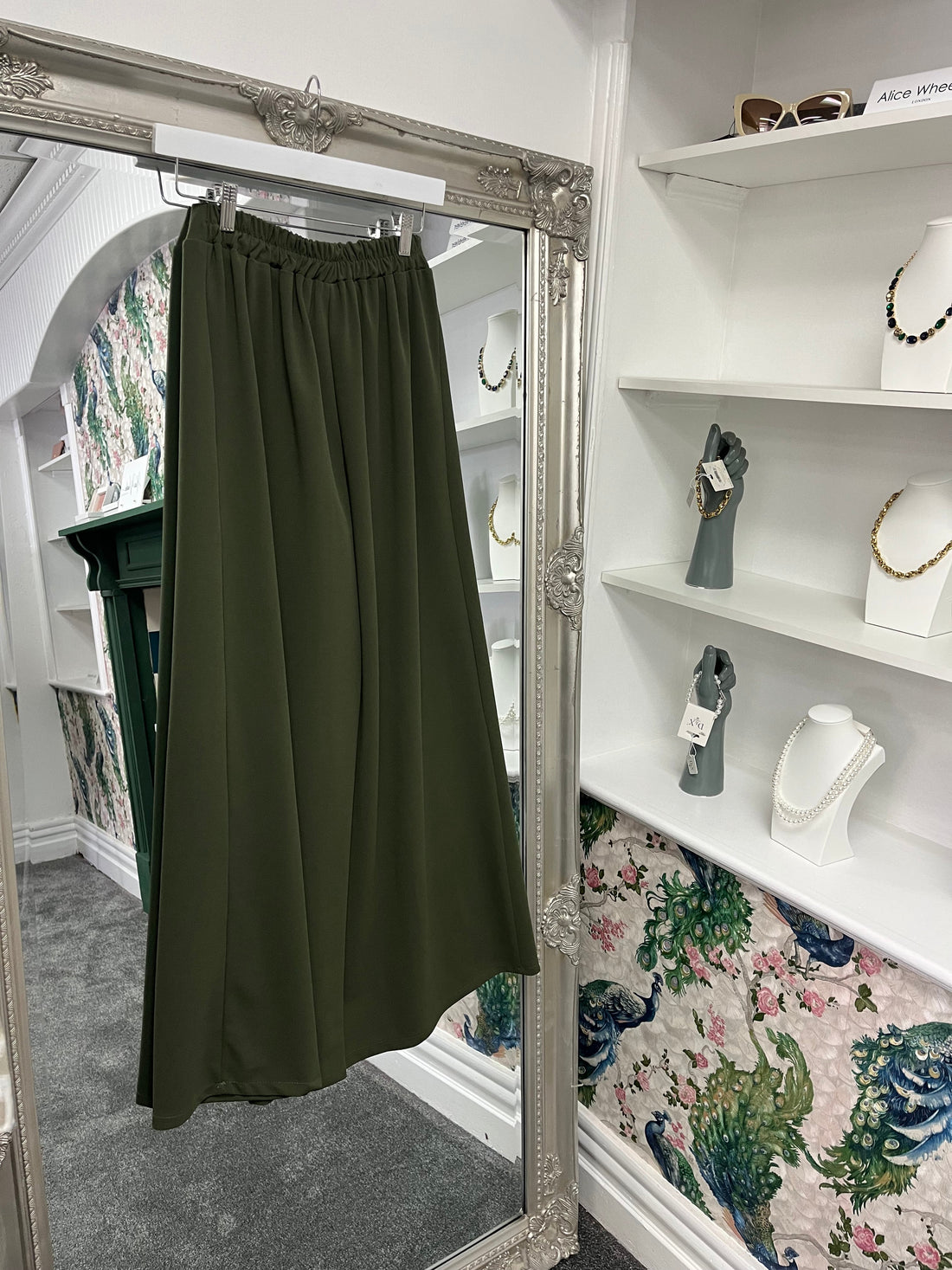 Khaki Wide Leg Trousers S/M – Fits Up to UK 12/14