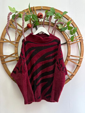 Luxtyle Fuzzy Zebra Knit Jumper – Fits up to UK18