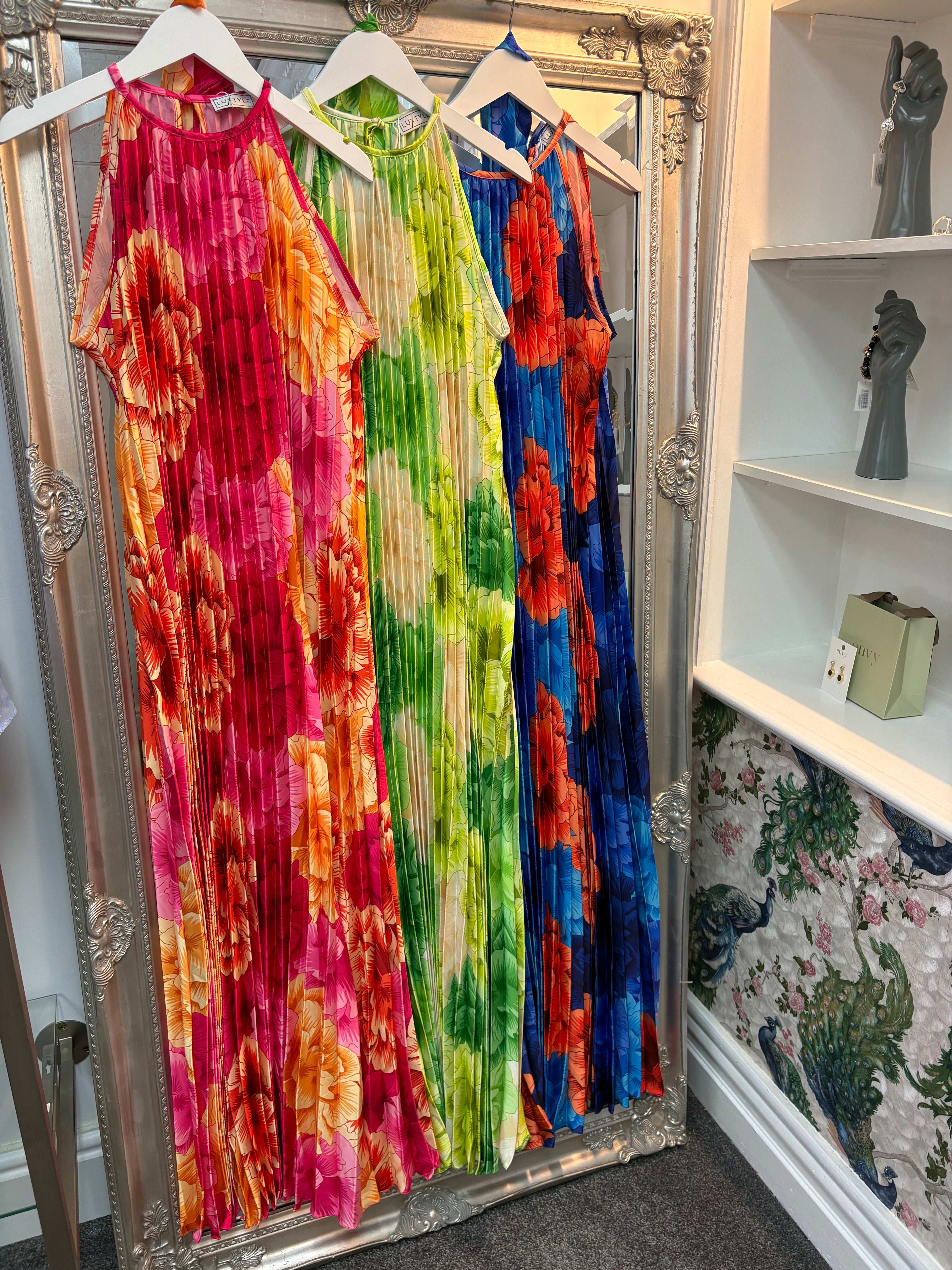 Luxtyle Pleated High Neck Floral Dress – One Size Fits 8–18