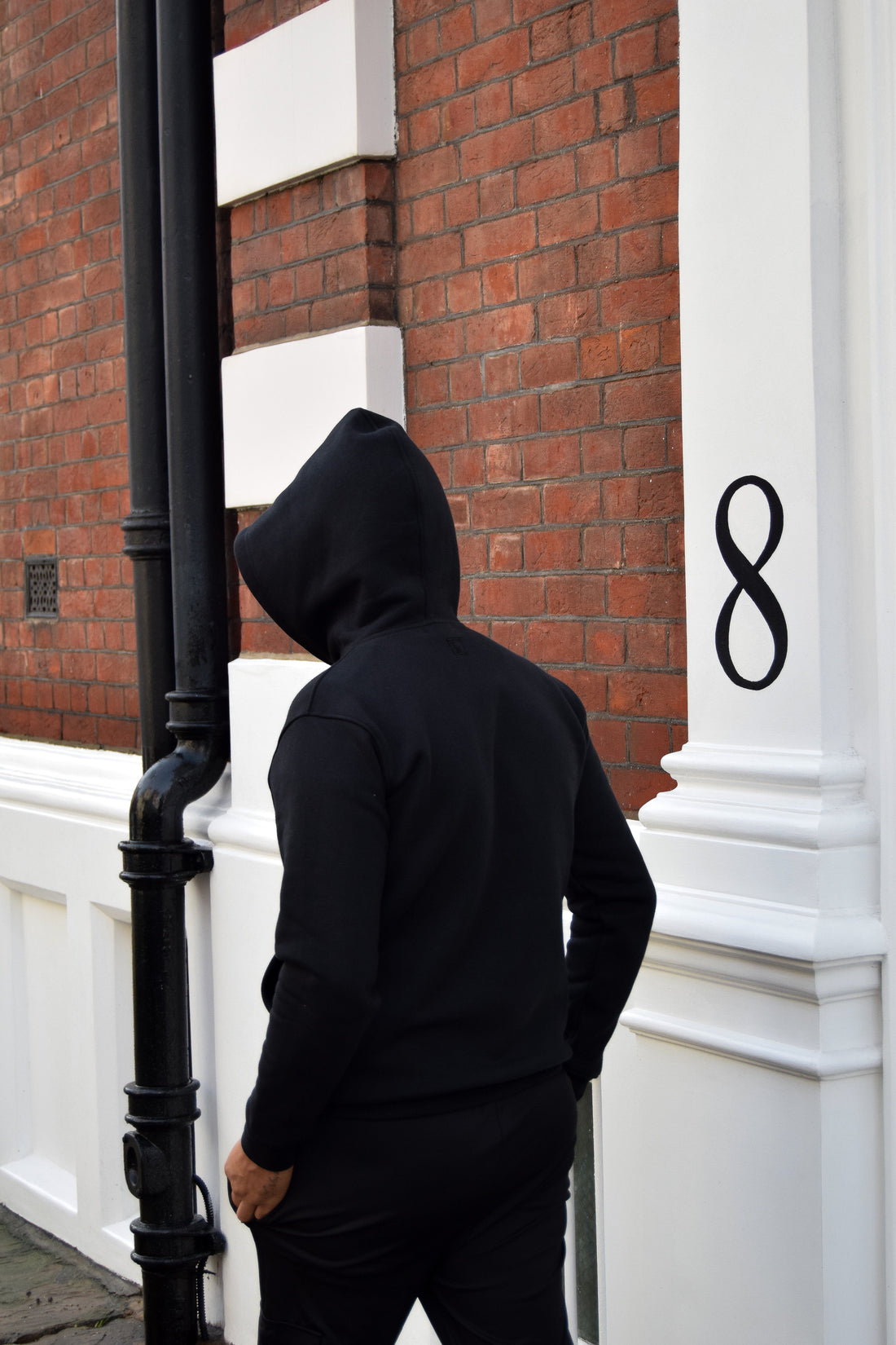 Essential Hoodie - Black