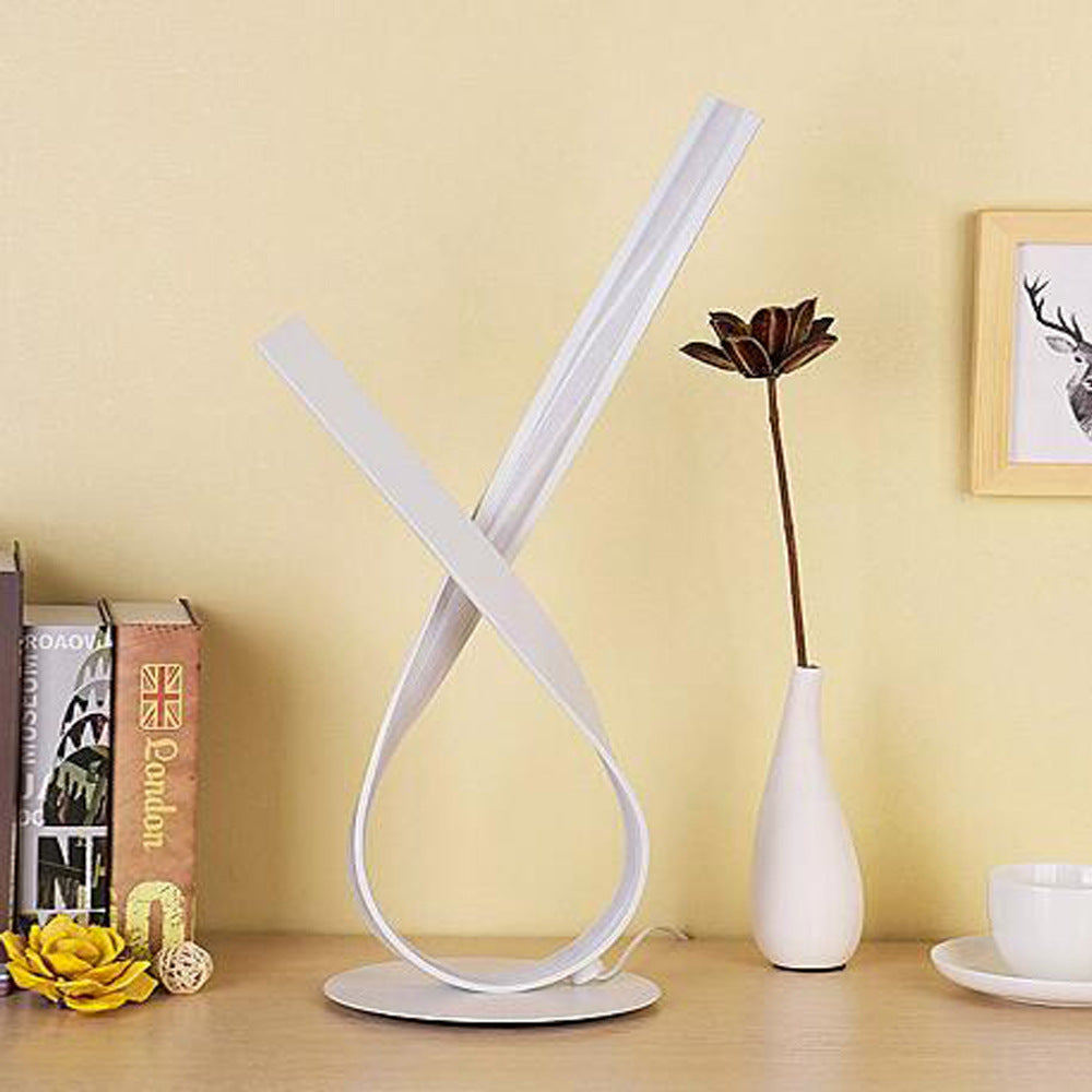 Remote Control LED Desk/Table Lamp