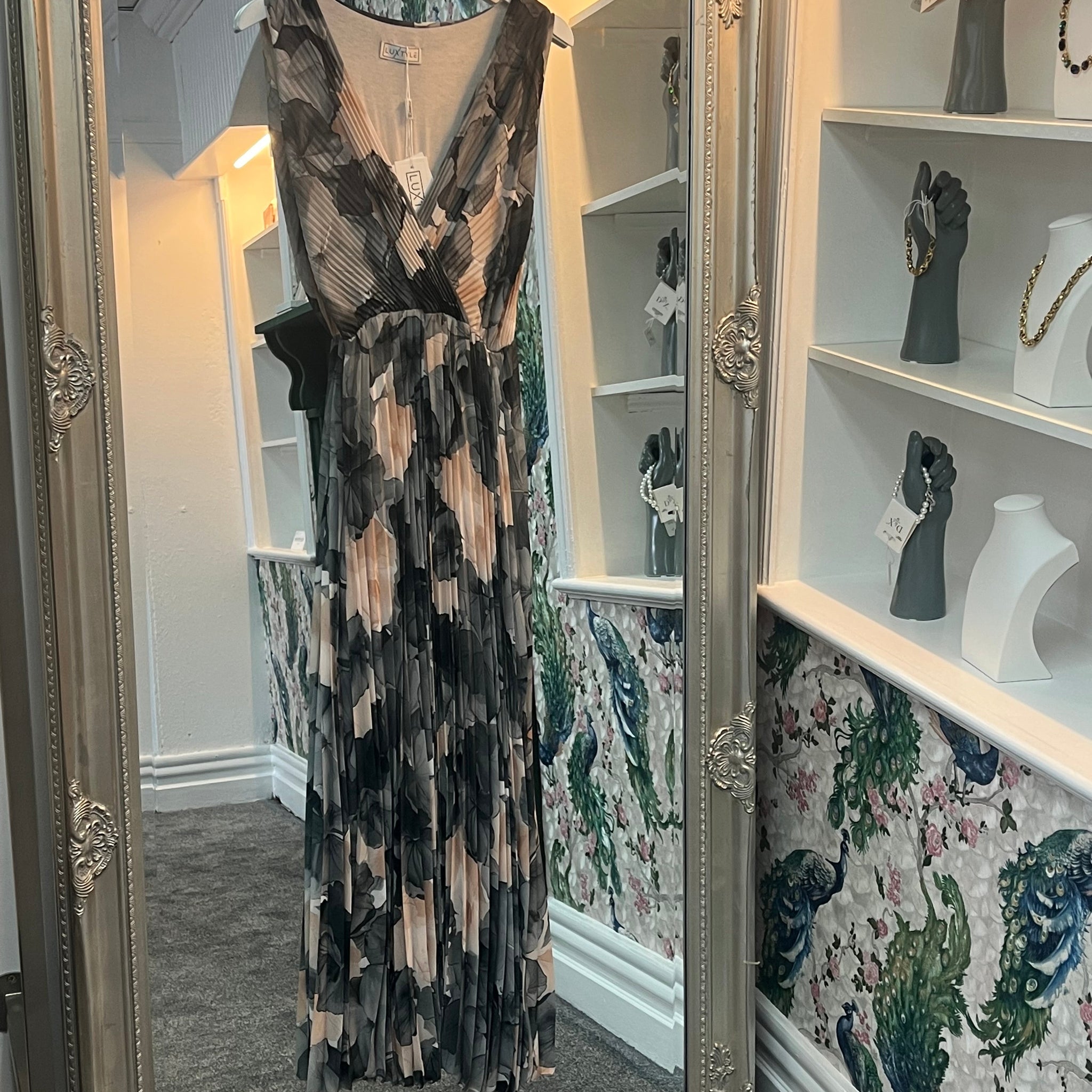 Pleated Floral Dress Grey – One Size Fits 8-14