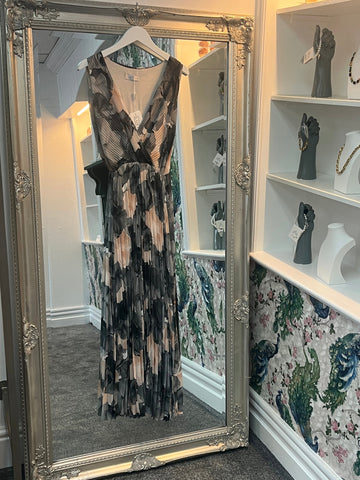 Pleated Floral Dress Grey – One Size Fits 8-14