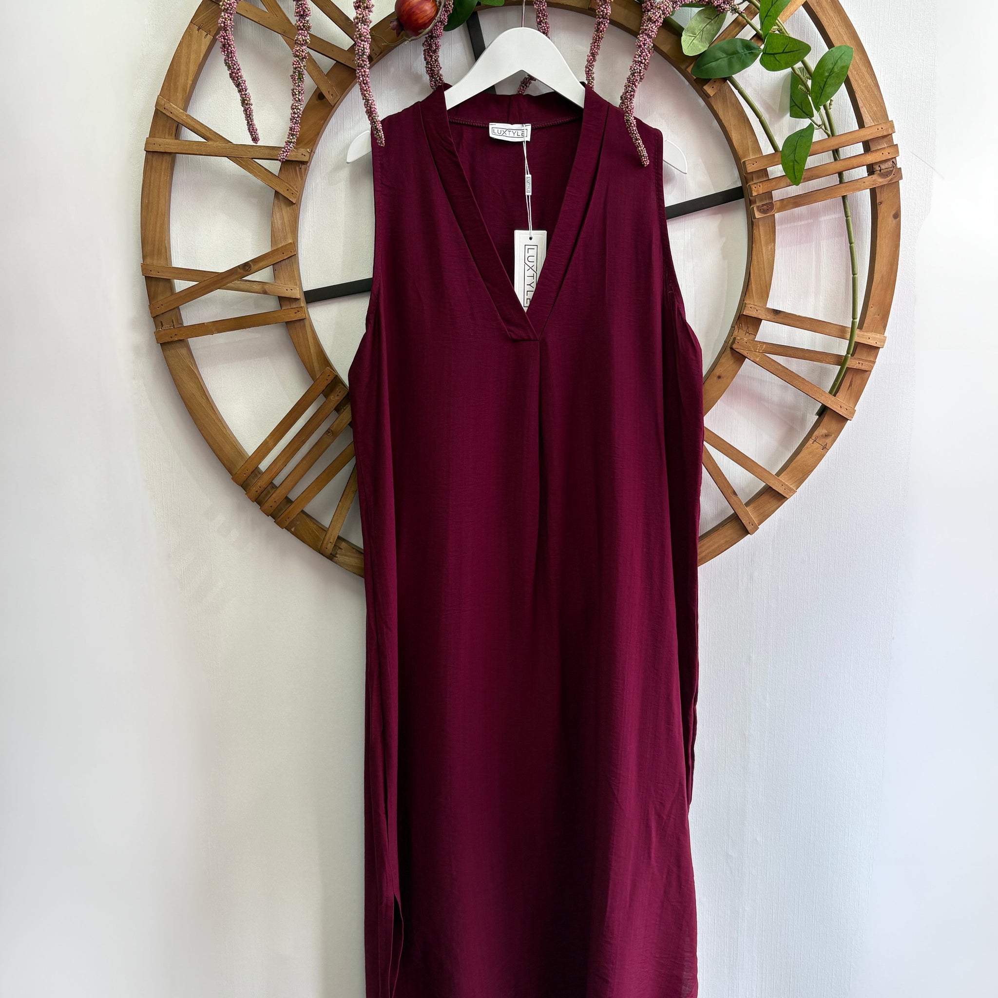 Luxtyle Sleeveless V-Neck Midi Dress – Berry or Chocolate (One Size up to 16/18)