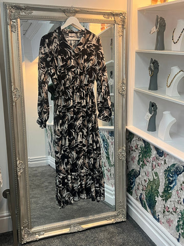 Black Longsleeve Pattern Dress | One Size 8-14