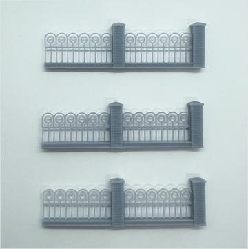 OO Scale | Ready to Paint | Brick Wall with Railings - Style 4 (3 pack)