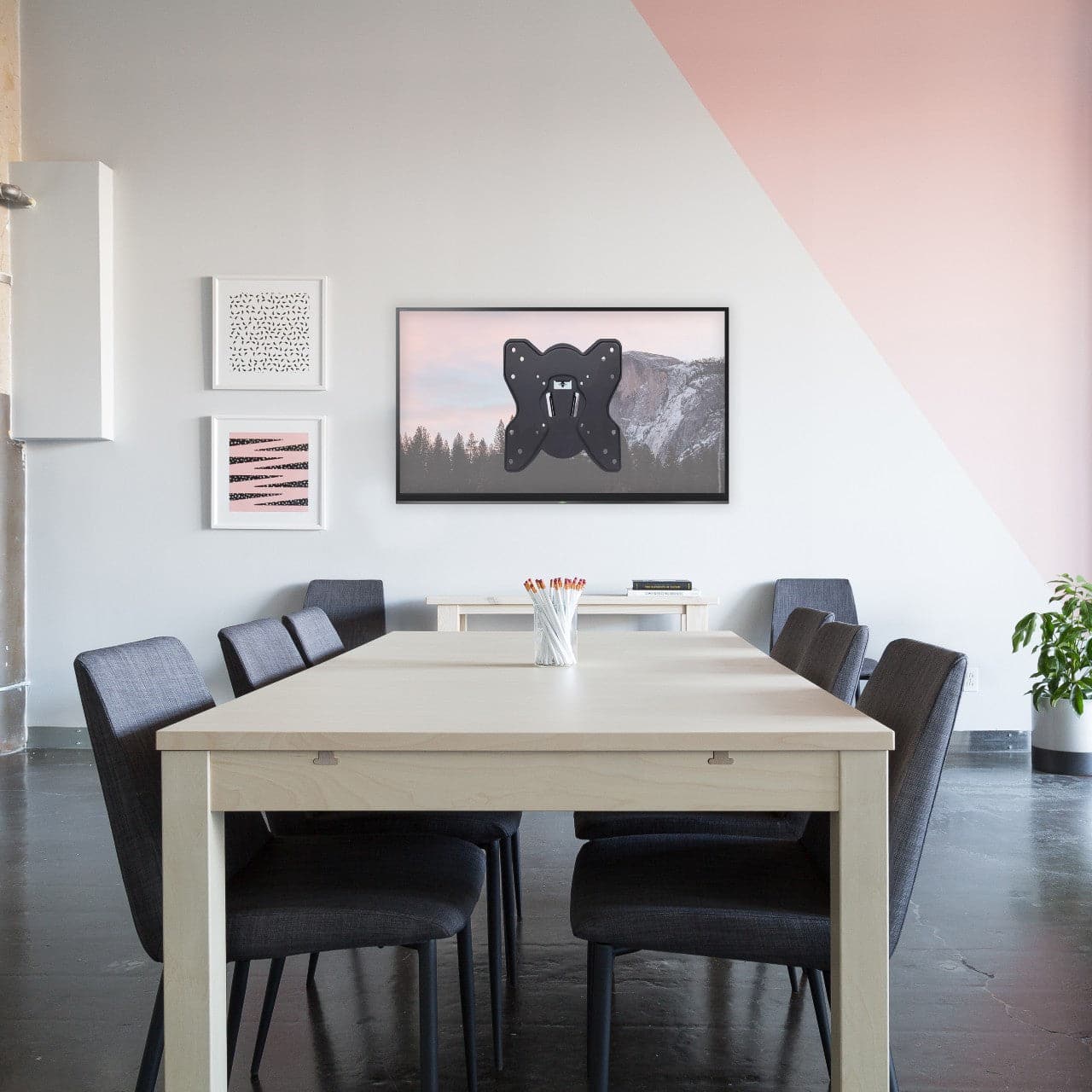 ProperAV Flat TV Wall Bracket (23" - 43" / 25kg Capacity / VESA Max. 200x200) - Black