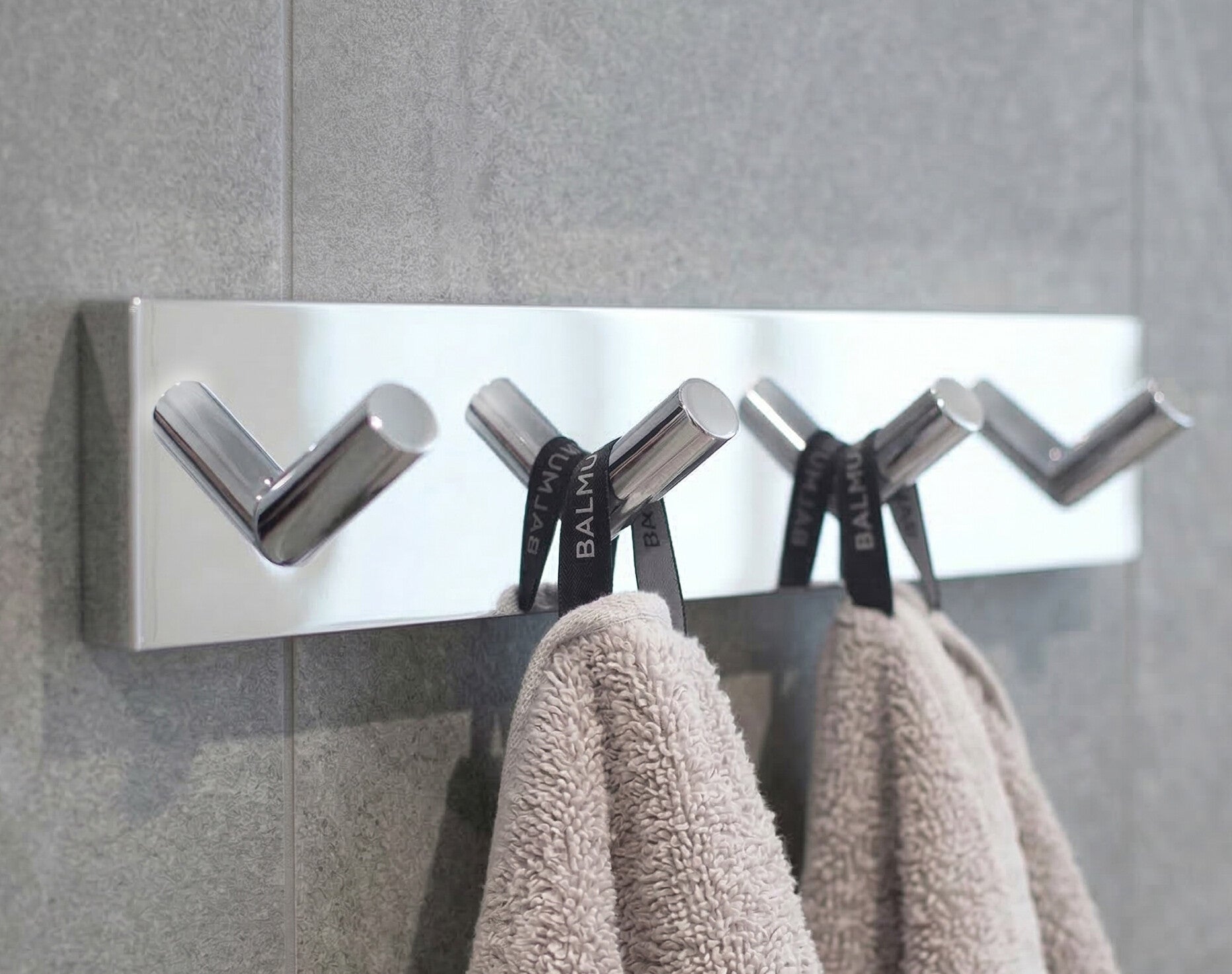 Smedbo House 4-Hook Rack RK359 Polished Chrome