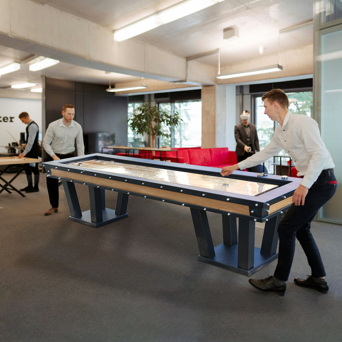 Grand Shuffleboard Black