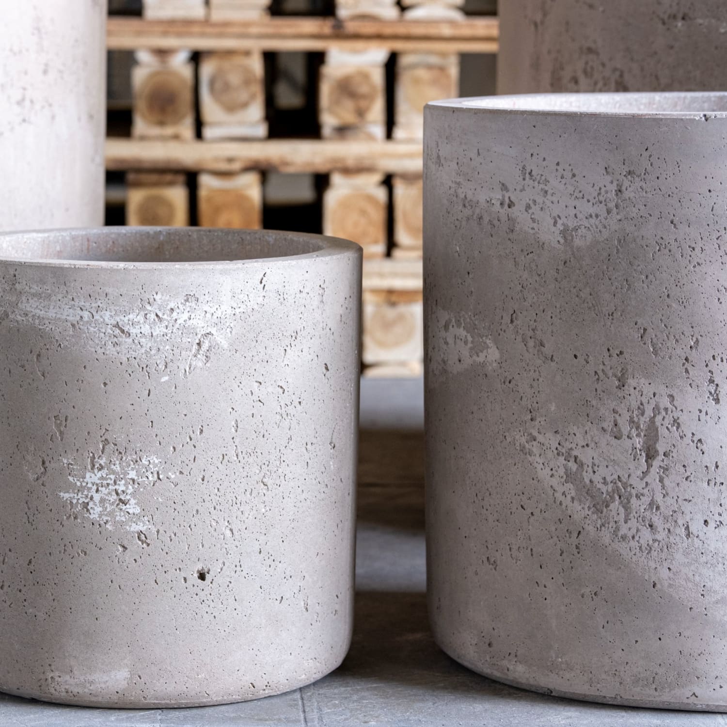 Aurella | Truffle – 100cm XXL Concrete Cylinder Planter – 621L Round Plant Pot