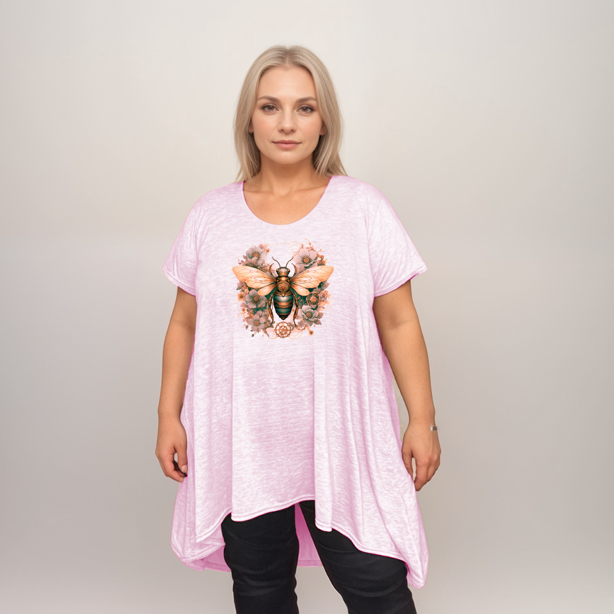 Plus‑Size Bee Print Pastel Short Sleeve Swing Top with Hanky Hem