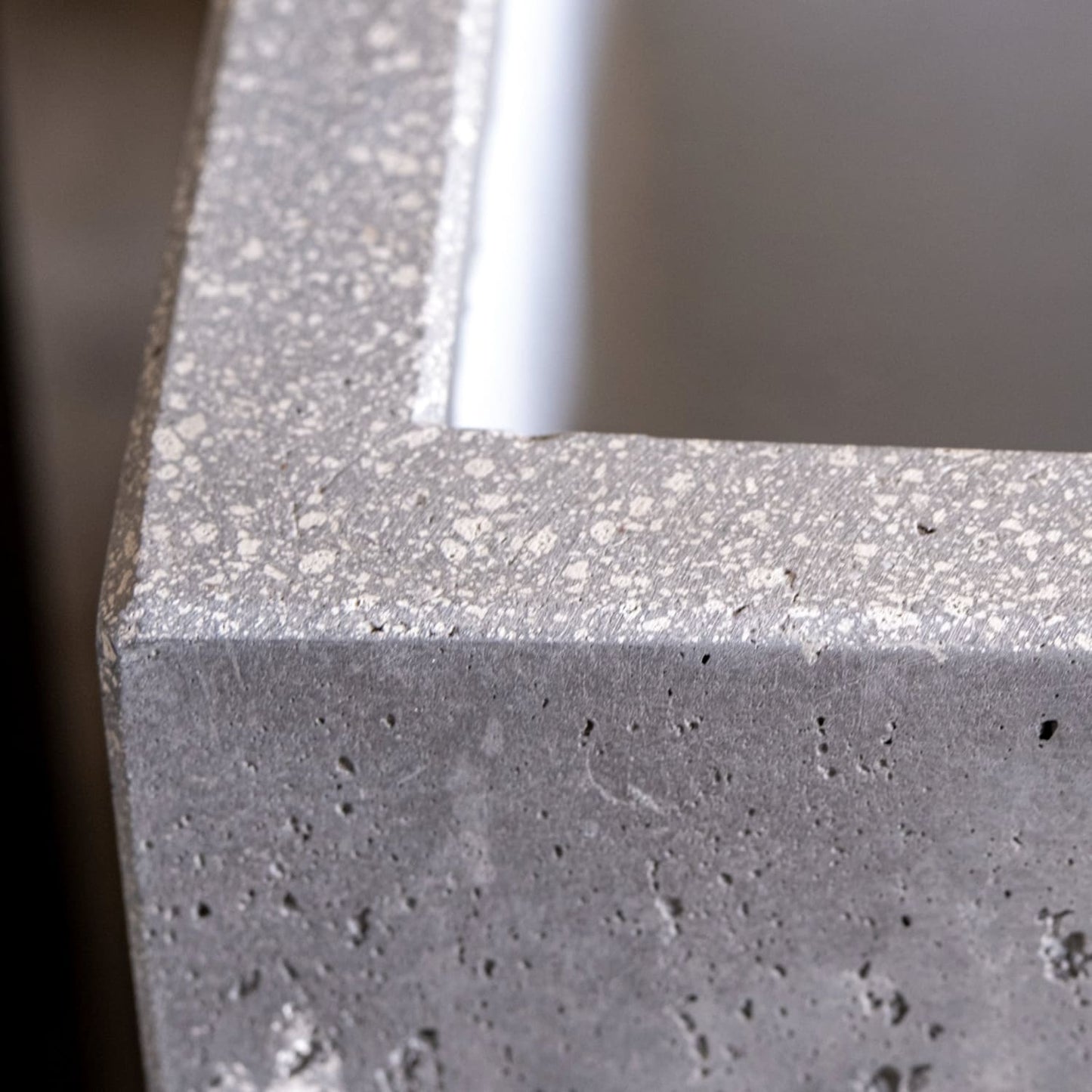 Cubrosa | Onyx Dusk – 100cm XXL Concrete Square Planter – 782L Block Plant Pot