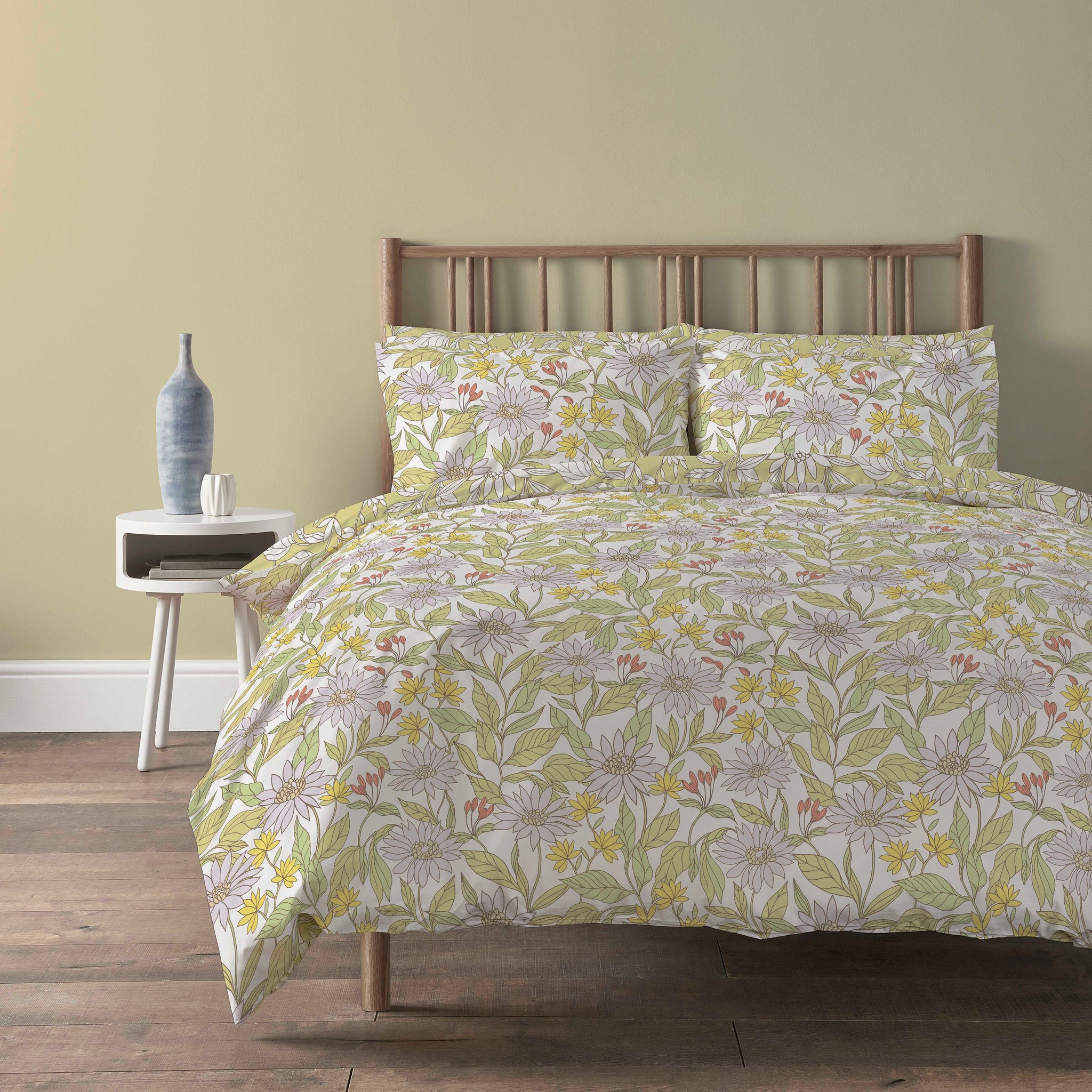 Elinor Lilac Duvet Cover Set Super Soft Floral Printed Bedding with Pillow Cases Easy Care Bed Linen by OLIVIA ROCCO