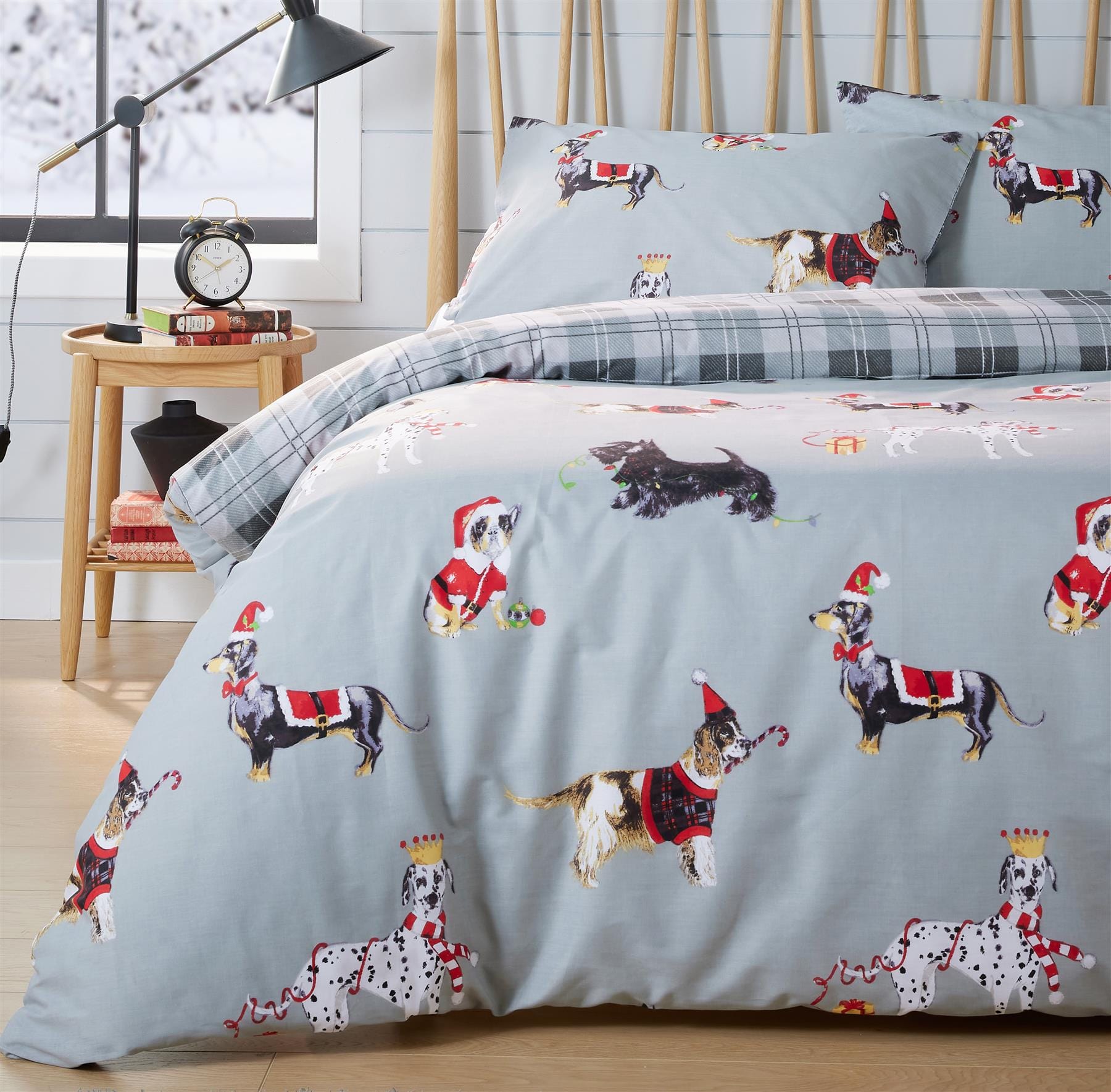 Festive Christmas Dogs Reversible Duvet Cover Set Cotton Rich OEKO-TEX Certified Bedding in Single Double King Sizes by OLIVIA ROCCO