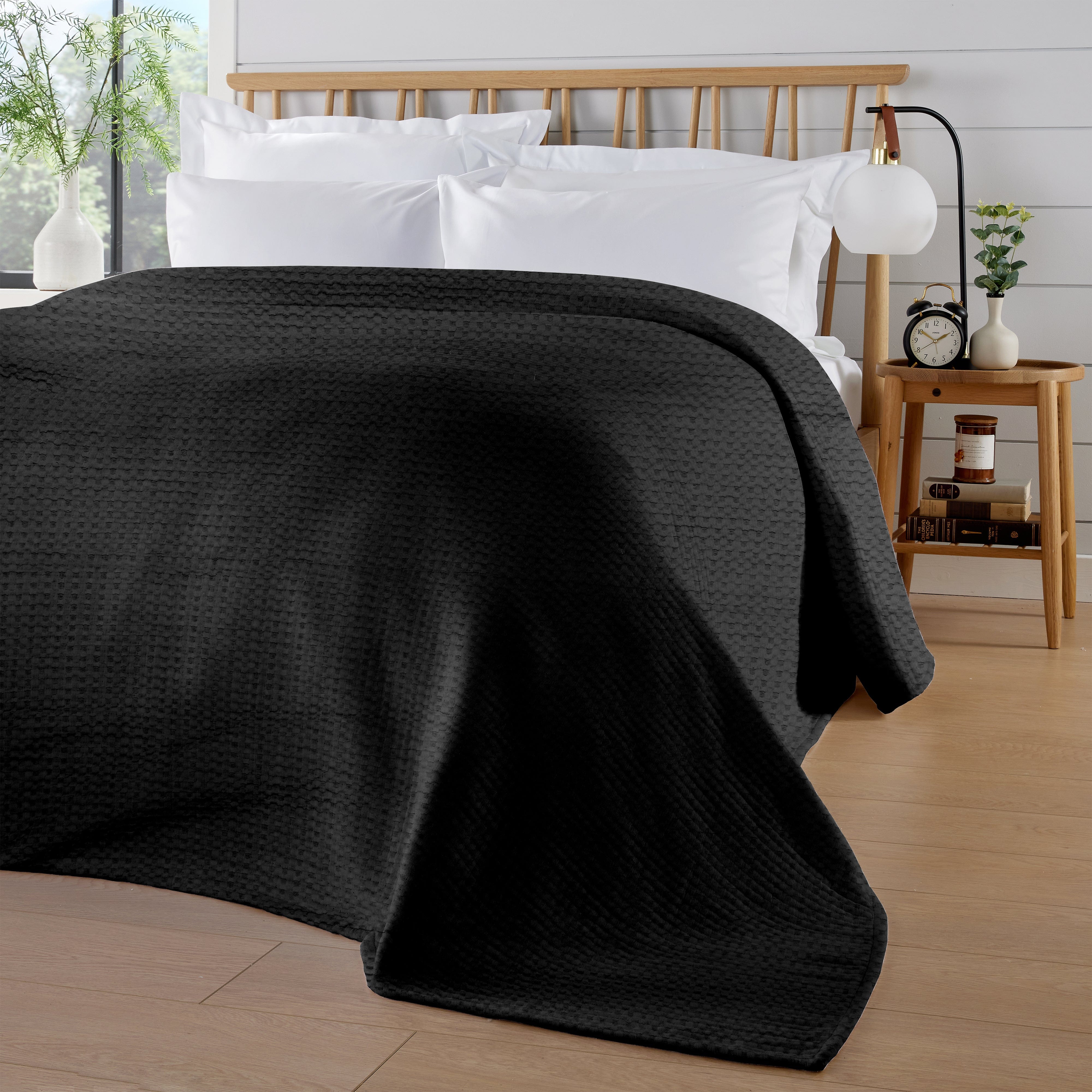 Florian Checked Throw Blanket Black Bedspread for Sofas Armchairs Sofa Settee Couch Beds & Couches by OLIVIA ROCCO
