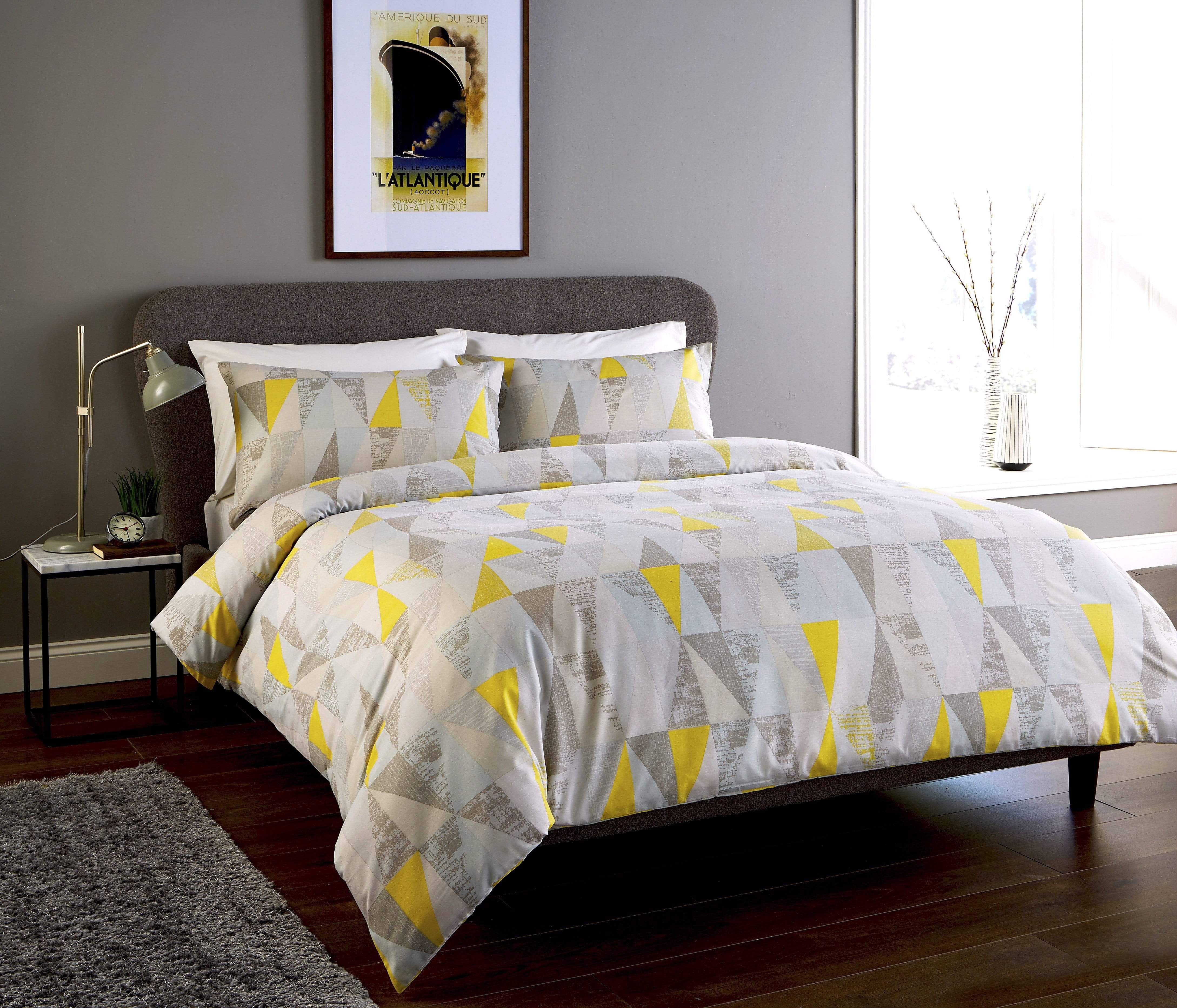 Geo Design Luxurious Cotton Rich Duvet Set Super Soft OEKO-TEX Certified Fabric Ideal for Bedroom Decor Available in Single Double King Sizes by OLIVIA ROCCO