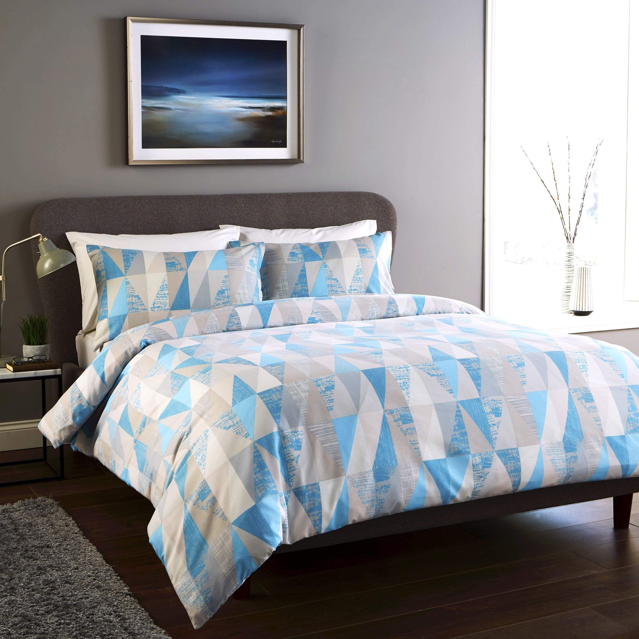 Geo Design Luxurious Cotton Rich Duvet Set Super Soft OEKO-TEX Certified Fabric Ideal for Bedroom Decor Available in Single Double King Sizes by OLIVIA ROCCO