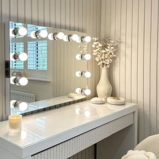 Houston Bluetooth Hollywood Mirror 80x60cm