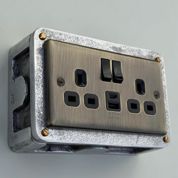 Antique Brass Double Switched 13A Power Socket 230V 13A 2 Gang 2G  Solid Cast Metal Conduit Industrial