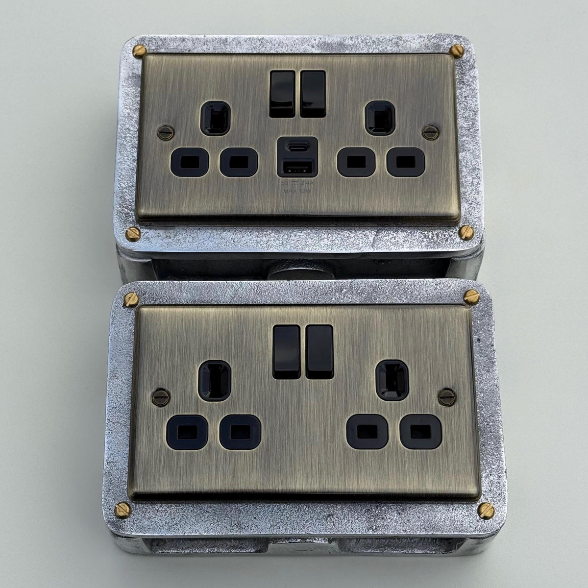 Il Power Socket Antique Brass Double Switched 13A Power Socket 230V 13A 2 Gang 2G Soli ...