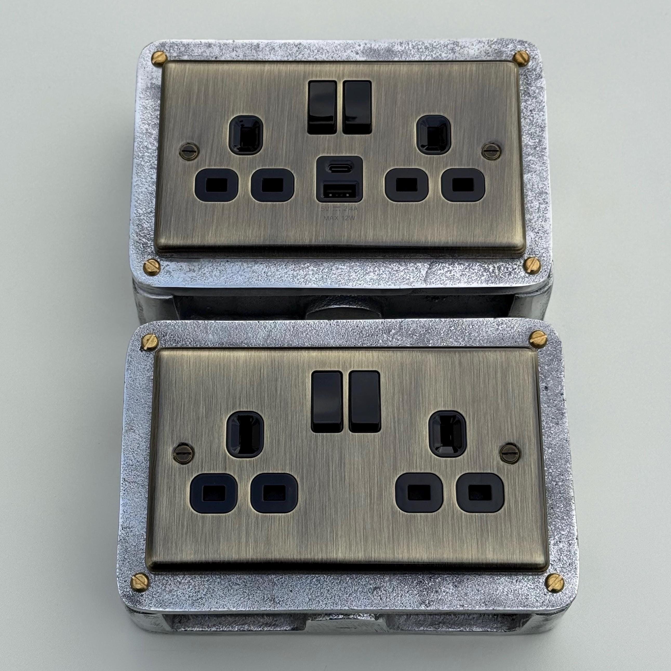 Antique Brass Double Switched 13A Power Socket 230V 13A 2 Gang 2G  Solid Cast Metal Conduit Industrial