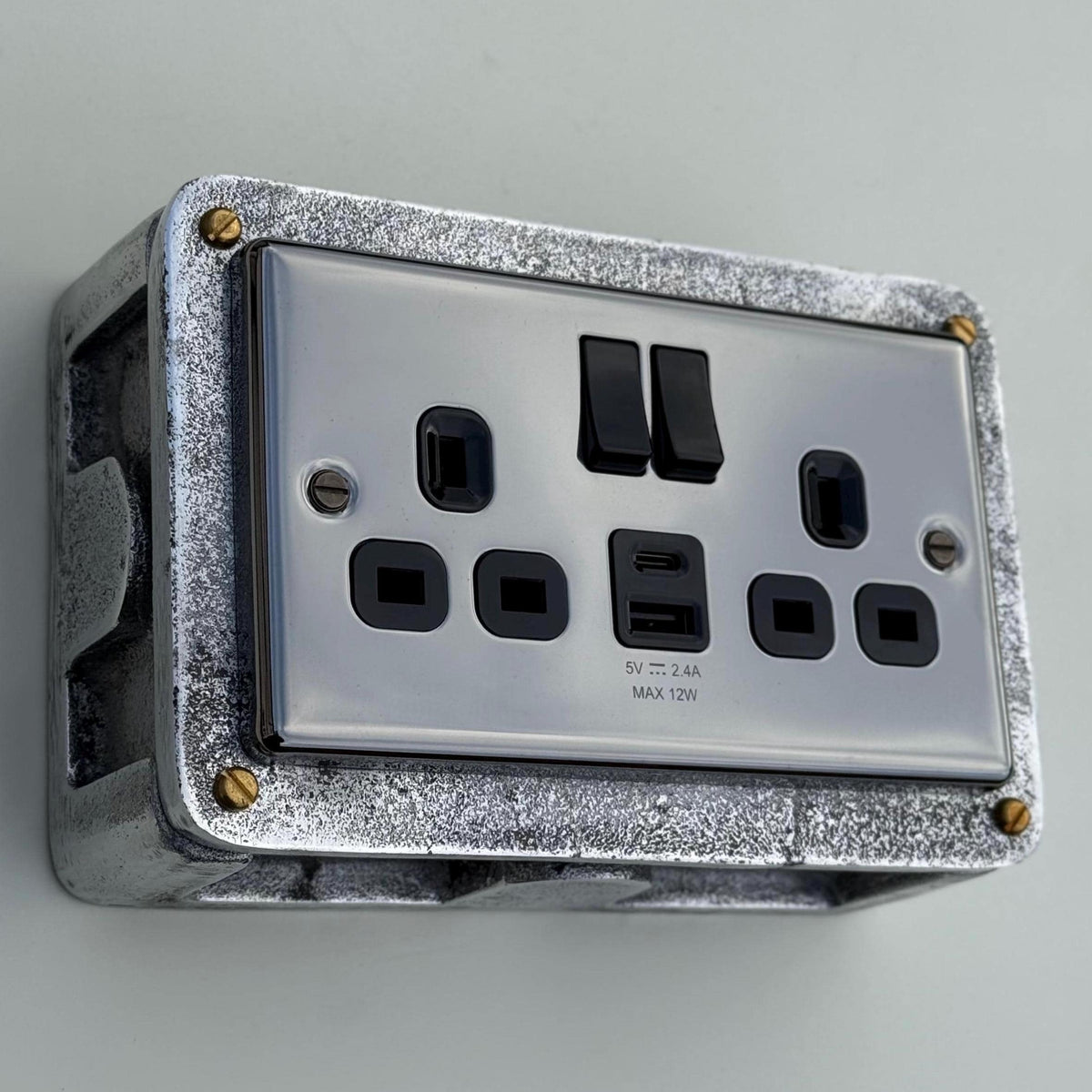 Il Power Socket Black Nickel Double Switched 13A Power Socket 230V 13A 2 Gang 2G Solid ...
