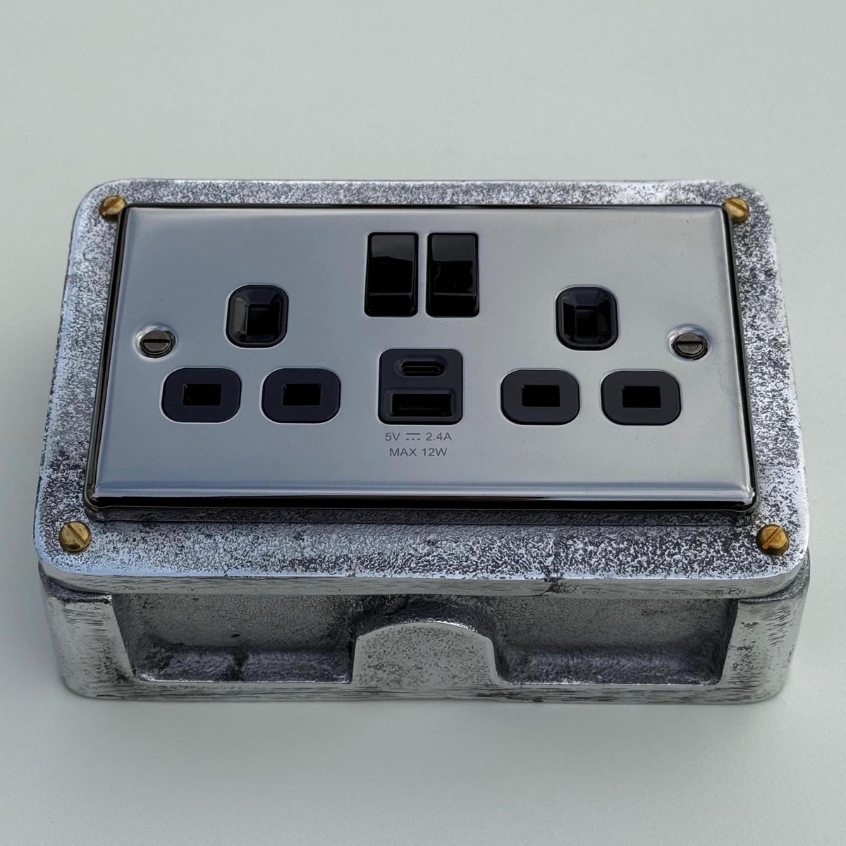 Il Power Socket Black Nickel Double Switched 13A Power Socket 230V 13A 2 Gang 2G Solid ...