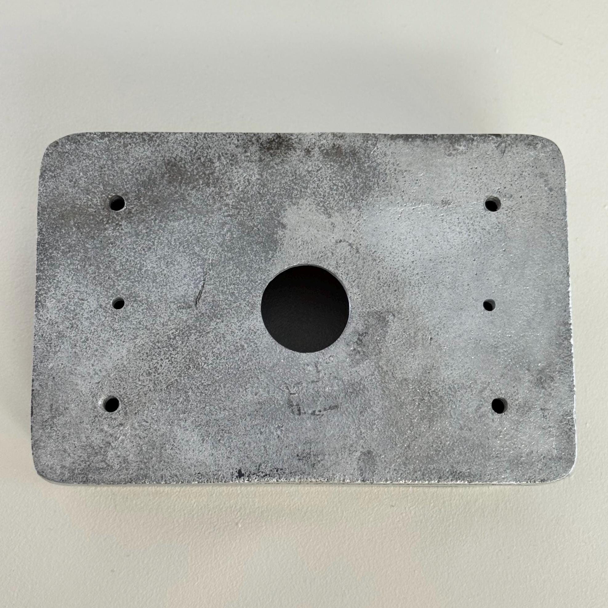 Antique Brass Double Switched 13A Power Socket 230V 13A 2 Gang 2G  Solid Cast Metal Conduit Industrial