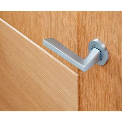 Lyra Satin Chrome Handle Hardware Pack Privacy