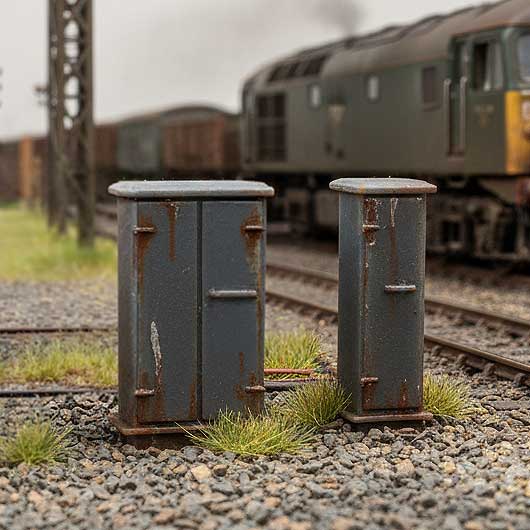 OO Scale | Ready to Paint | Lineside Relay Cabinet - Mixed (6 pack)