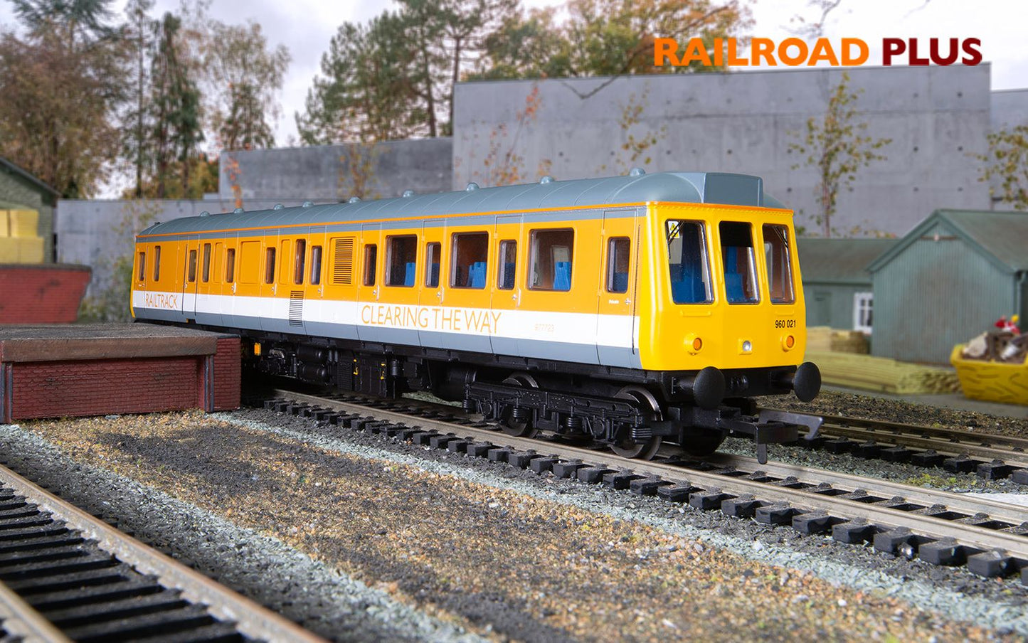 Hornby R30194 RailRoad Plus Railtrack, Class 960, Bo-Bo, 977723 Diesel Locomotive - Era 9