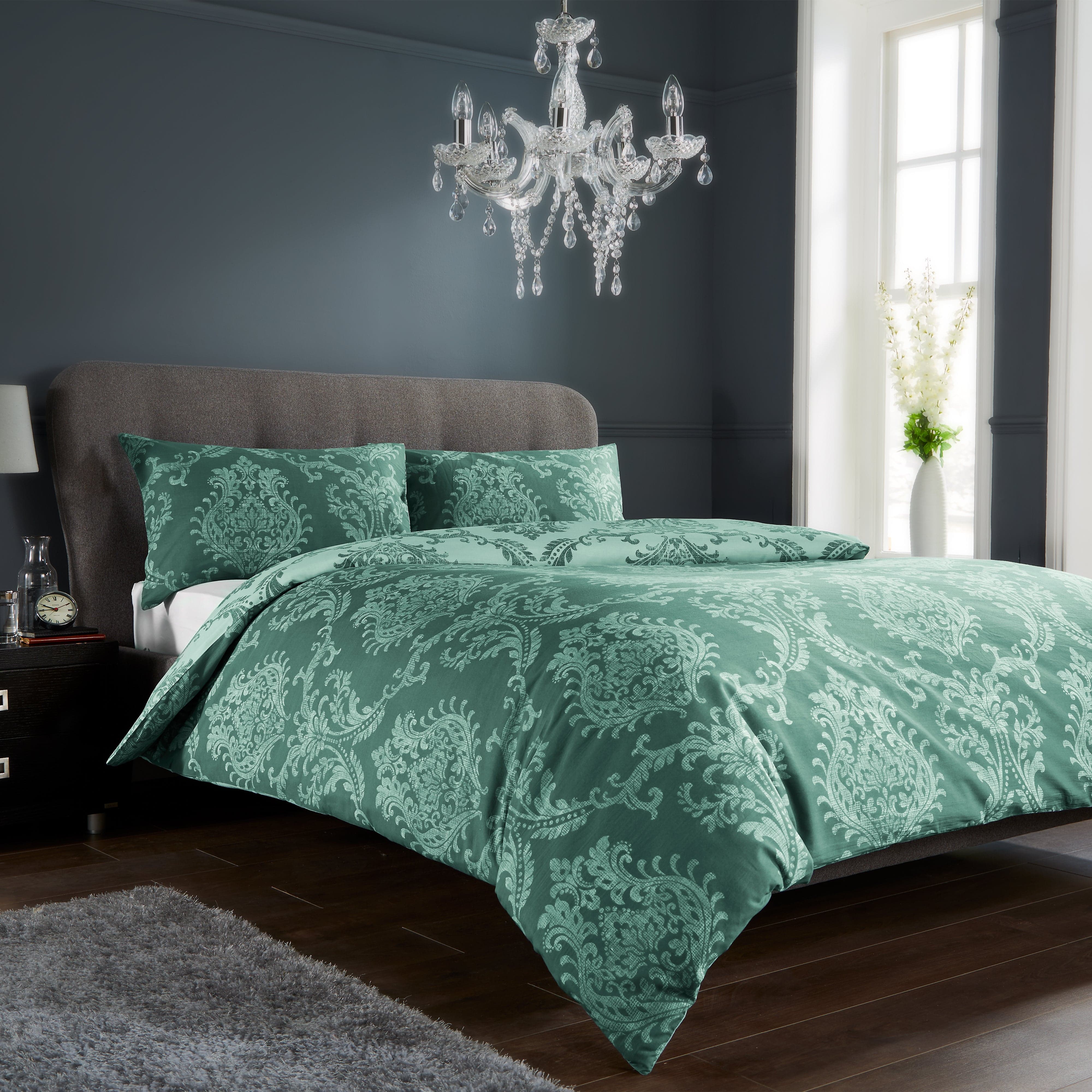 Royal Damask Luxury Super Soft Cotton Rich Duvet Set Easycare Comfortable Bedding Includes Duvet Cover & Pillowcases in Single Double King Sizes by OLIVIA ROCCO