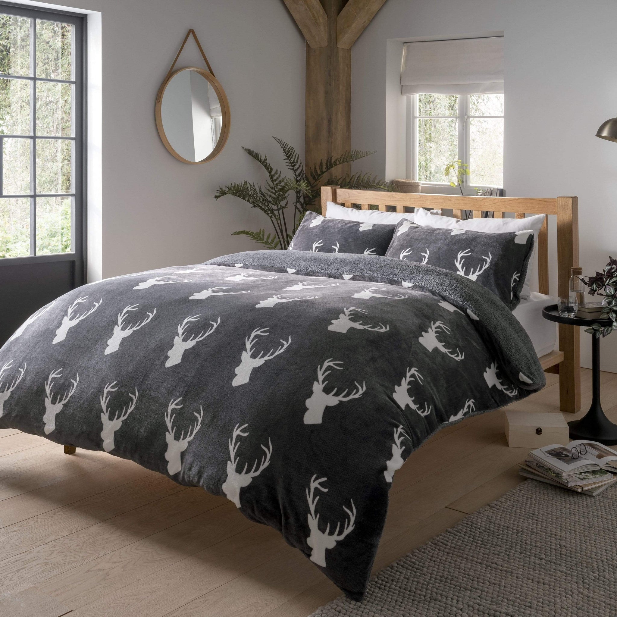 Stag Reversible Teddy Faux Fur Fleece Duvet Set Super Soft Charcoal Grey Warm Bedding OEKO-TEX Certified Available in Single Double King Sizes by OLIVIA ROCCO